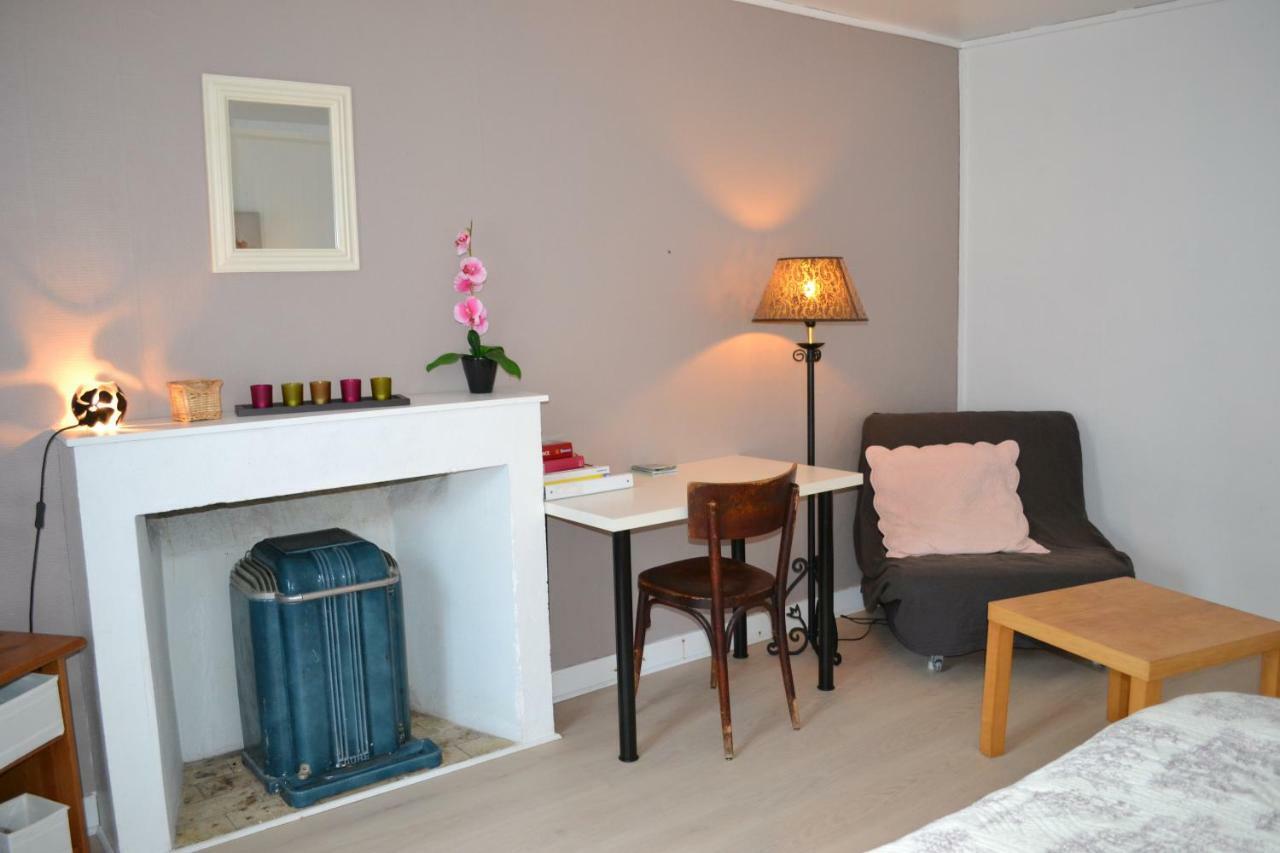 Gite Du Port Châteauneuf-sur-Loire Екстериор снимка